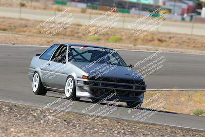 media/Oct-01-2022-Team Topak Racing (Sat) [[f860fb51be]]/2-Inter Low 2/session 1 turn 3/
